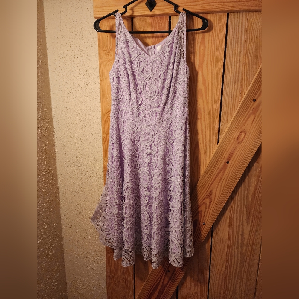 Lace mid-length dress
